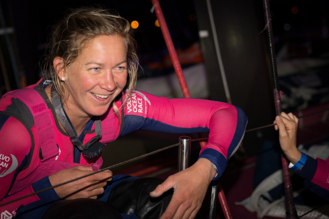 2014-15, VOR, Volvo Ocean Race, Team SCA, pontoon, night, arrivals, welcome, family, Sophie Ciszek