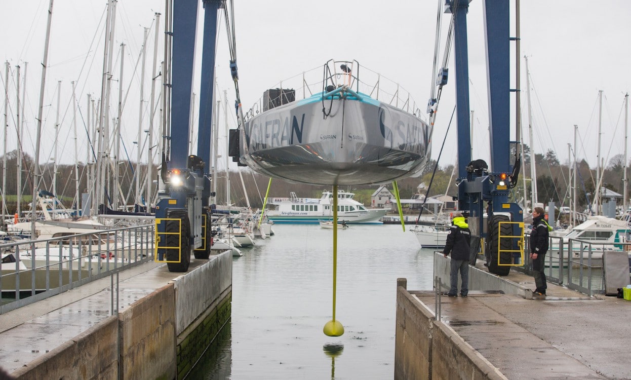 bateau, voile, mise a l'eau, chantier, port, bretagne, quille, mat, 60 pieds